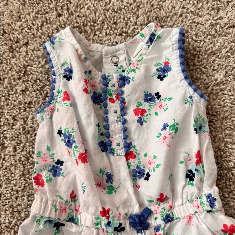 Floral Romper Carter’s Baby Girl Floral Sleeveless Romper - Size 3 Months - Picture 3 of 6